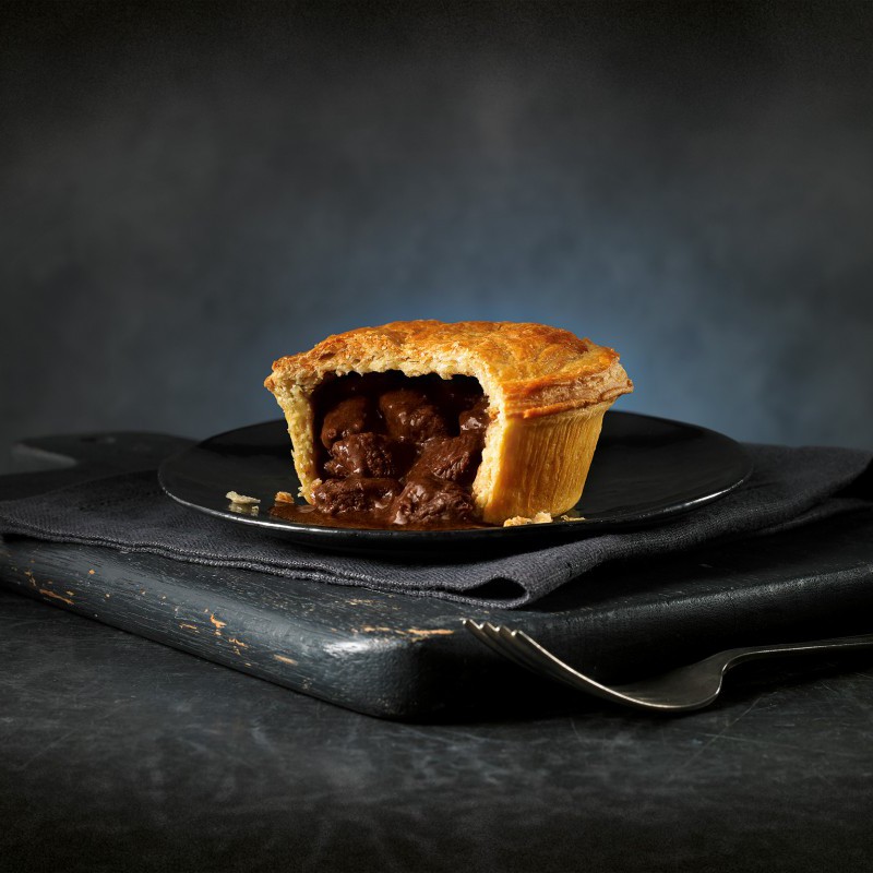 320737-pukka-steak-pie-large.jpg